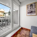 Design-wohnung I Balkon I Sehr Zentral I Kueche Апартаменты
