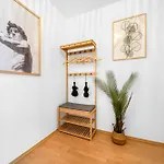 Design-wohnung I Balkon I Sehr Zentral I Kueche Апартаменты
