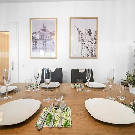 Design-wohnung I Balkon I Sehr Zentral I Kueche Apartment *