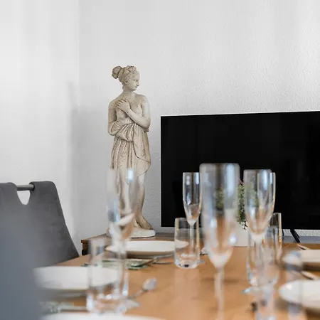 Design-wohnung I Balkon I Sehr Zentral I Kueche Apartmán