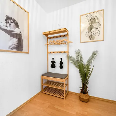 Design-wohnung I Balkon I Sehr Zentral I Kueche Apartmán