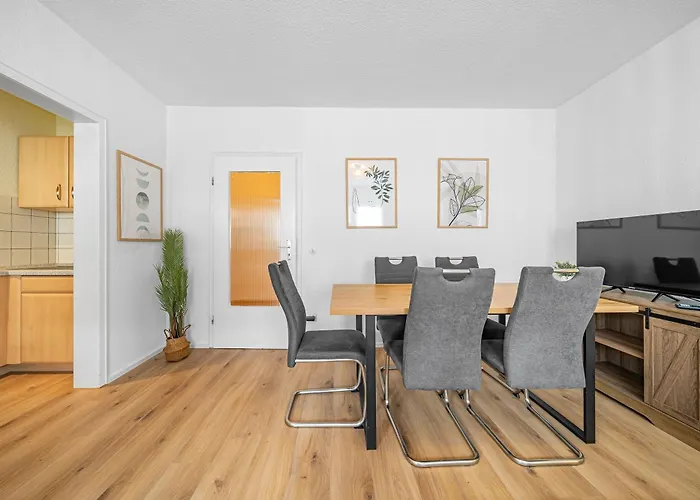 Apartment Design-wohnung I Balkon I Sehr Zentral I Kueche *