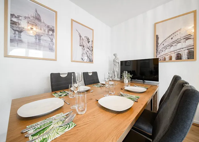 Design-wohnung I Balkon I Sehr Zentral I Kueche *